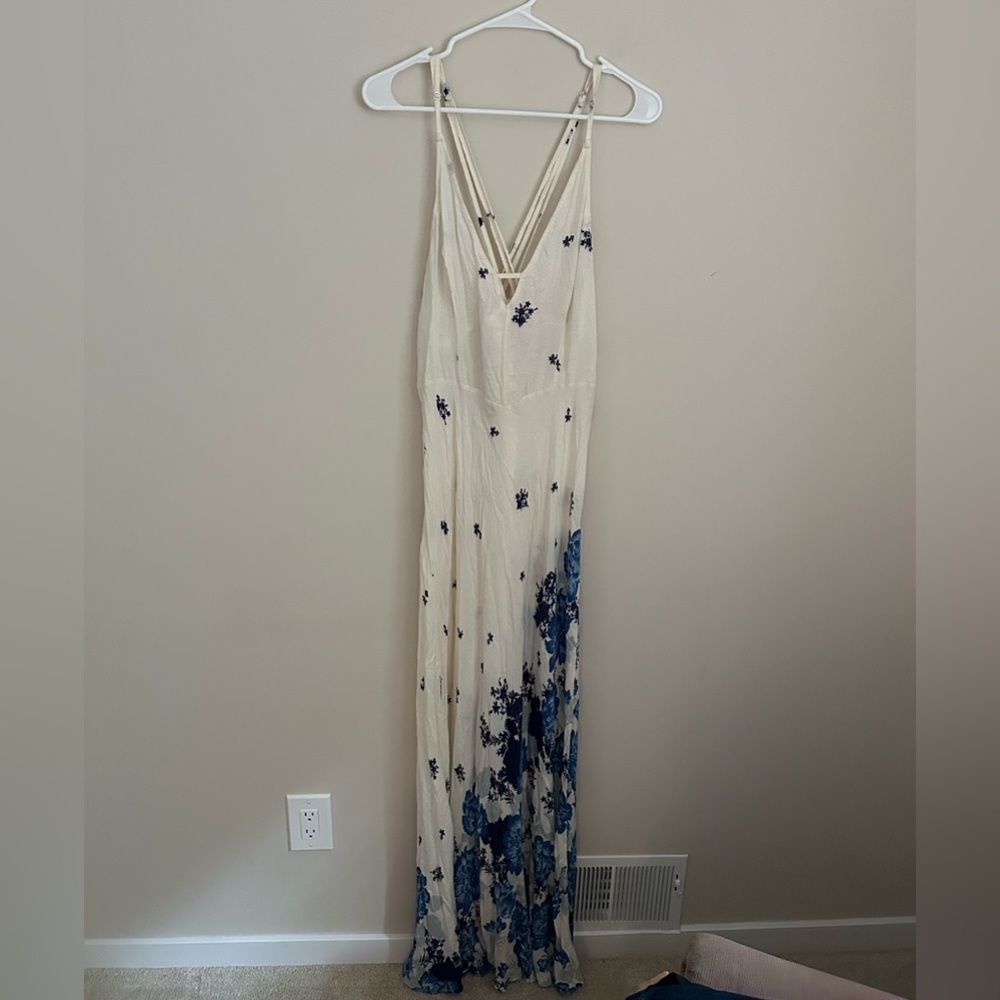 Free People Get To Me Printed Maxi Slip Dress Size XL in Blue - Picture 2 of 10